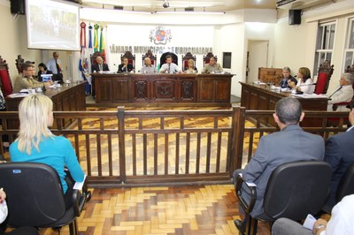 Autoridades brasileiras e argentinas Autoridades brasileiras e argentinas