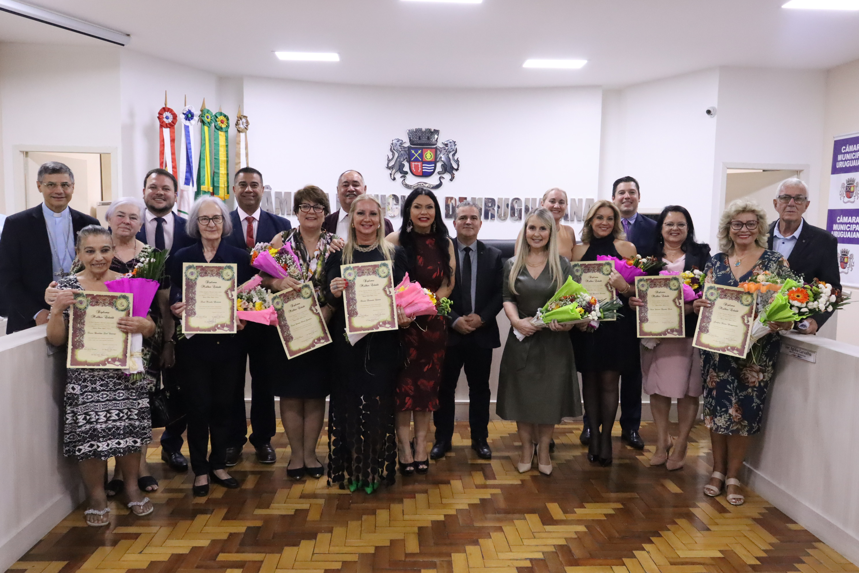 “Mulheres Cidadãs” recebem homenagens na Câmara 