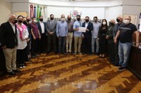 85 anos de Rádio Charrua são registrados na Câmara