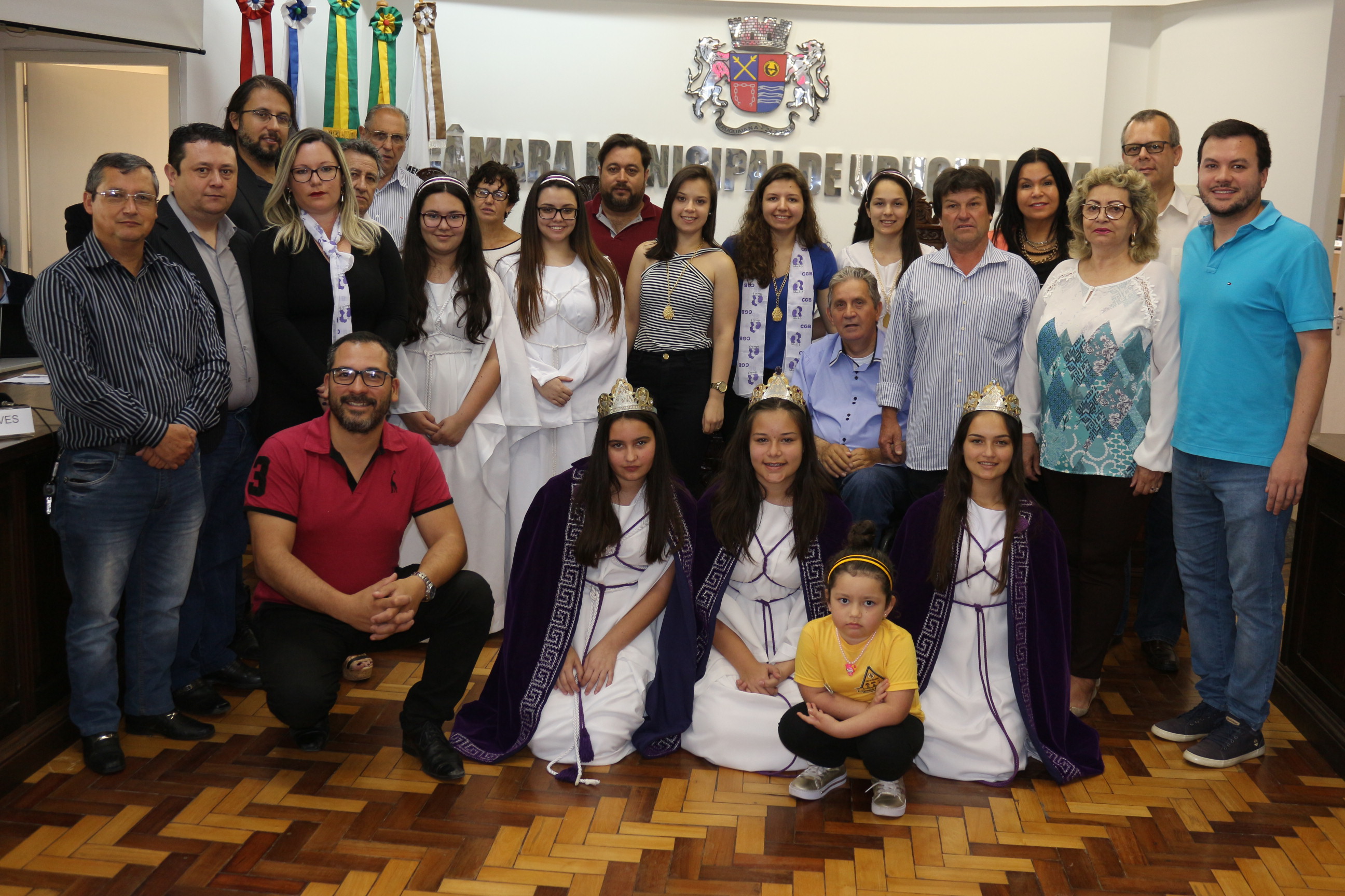 Ações das “Filhas de Jó” são expostas na Tribuna 