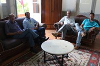  Ascitrus visita Poder Legislativo