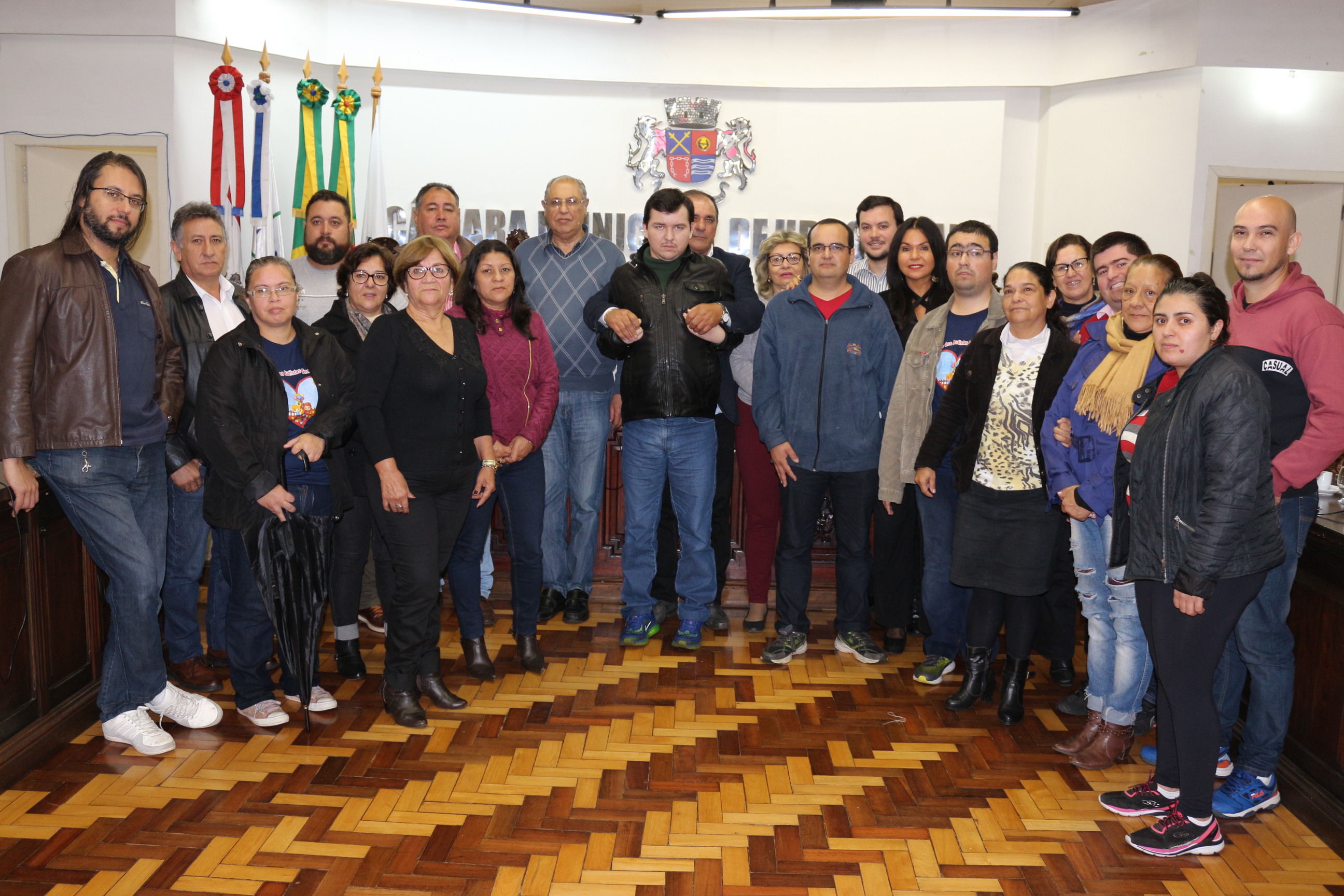 Associação dos Autistas Sem Fronteira recebe título de utilidade pública