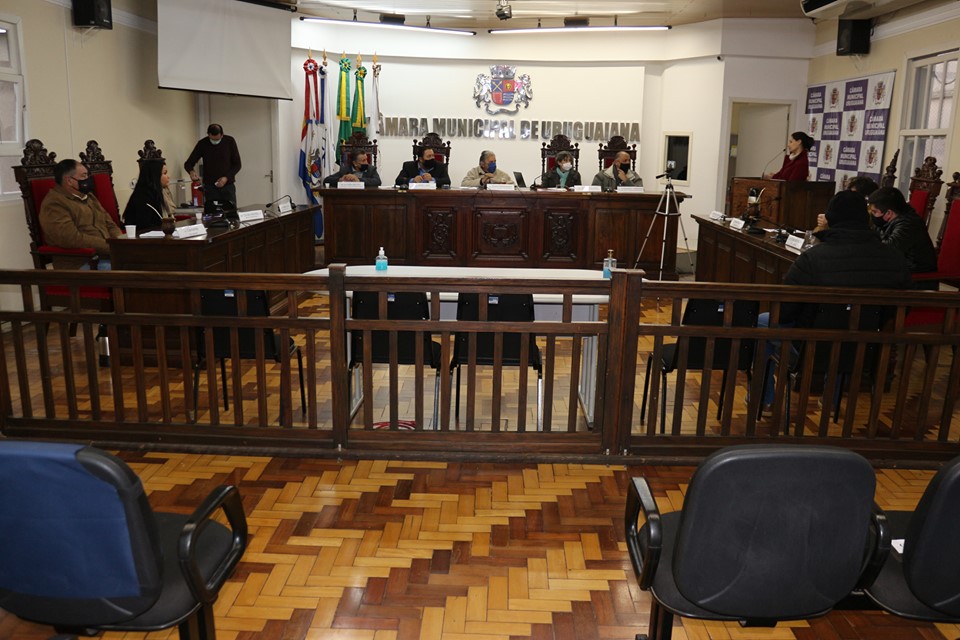  Câmara aprova PLs que possibilitam recebimento de Lei Aldir Blanc