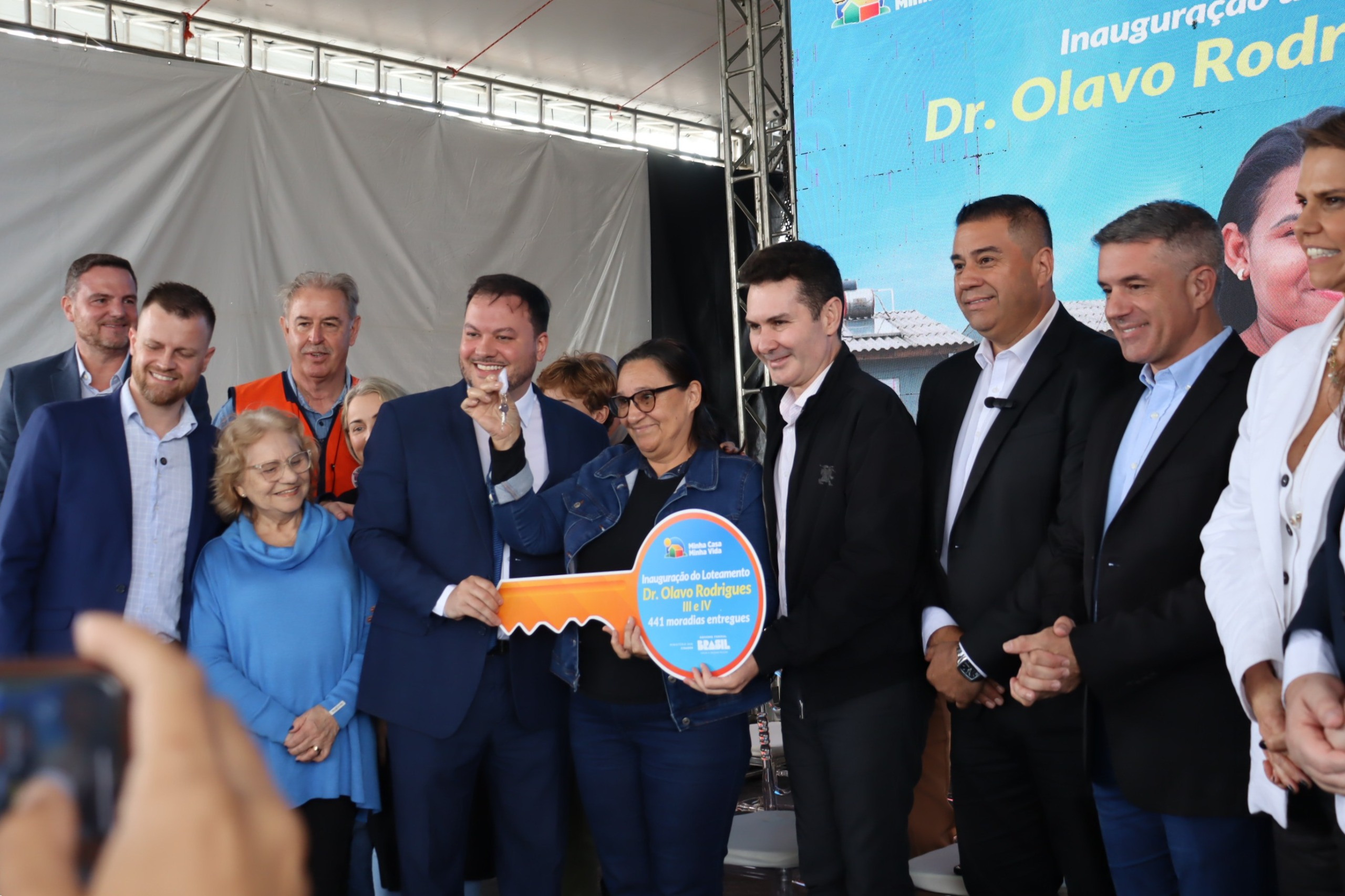 Câmara presente na cerimônia de entrega do Loteamento Olavo Rodrigues 