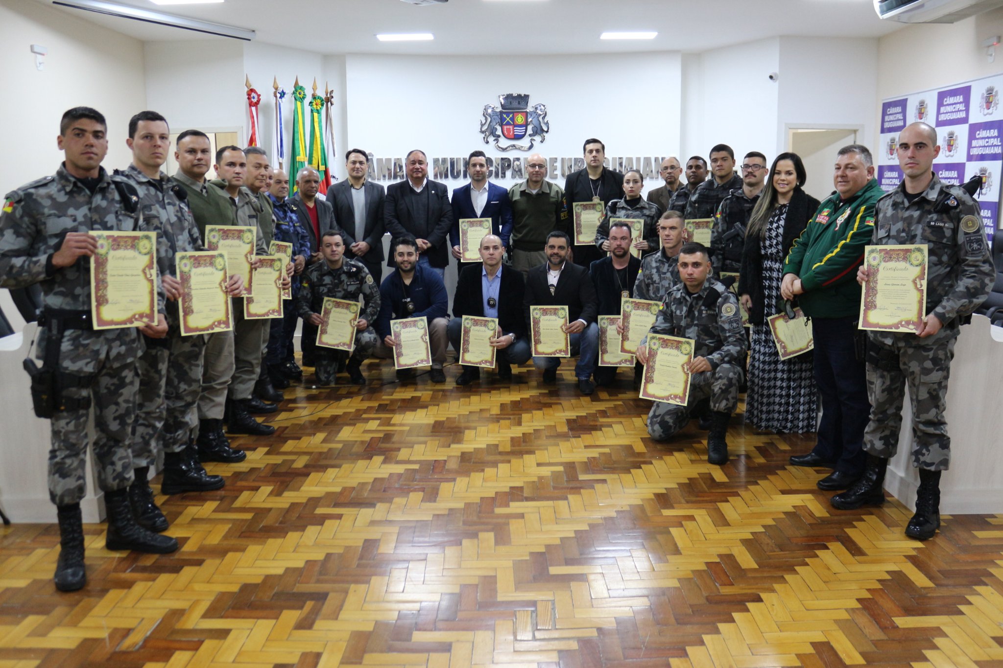 Câmara presta homenagem à segurança pública