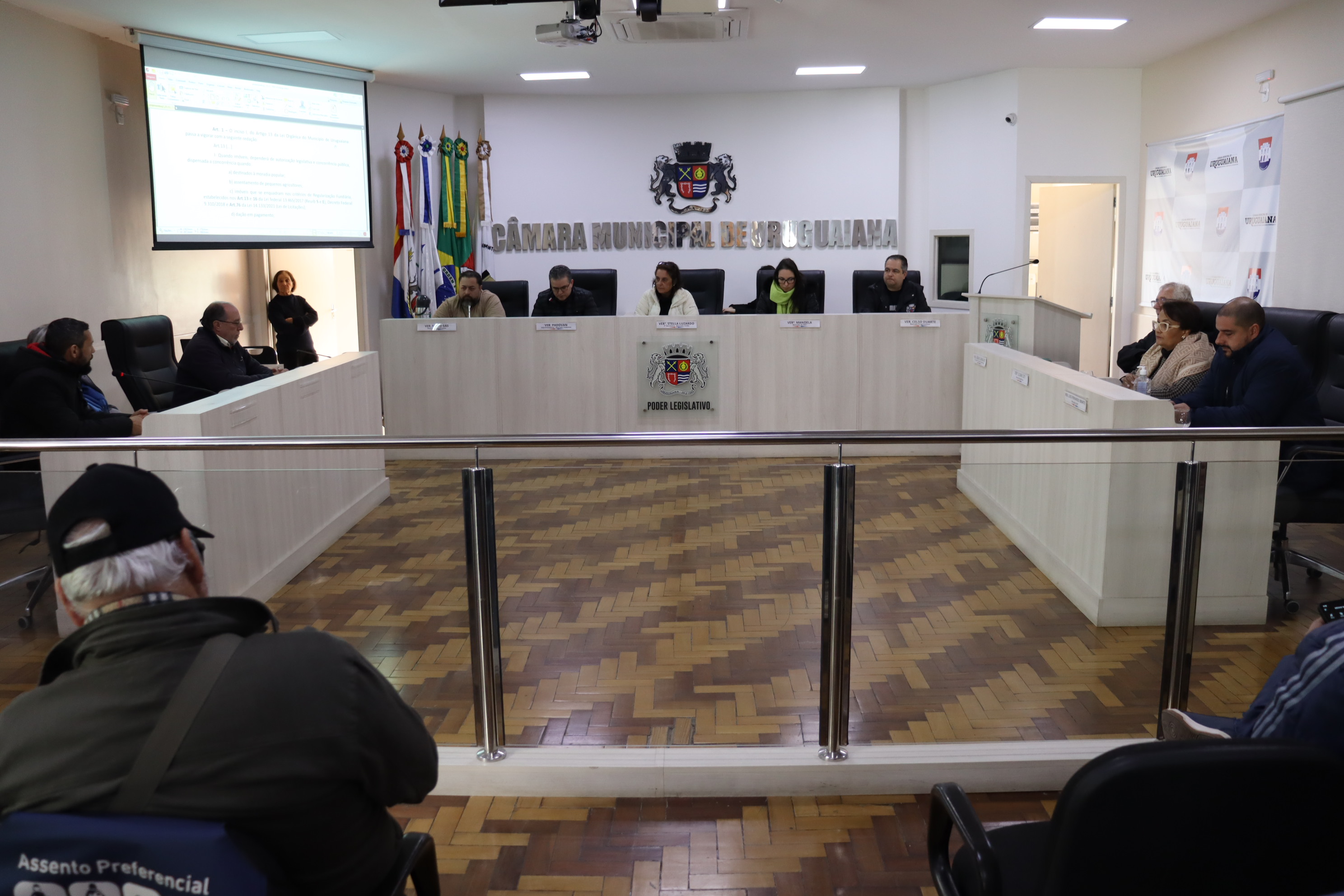 Câmara promoveu reunião para debater emenda à Lei Orgânica voltada à regularização fundiária