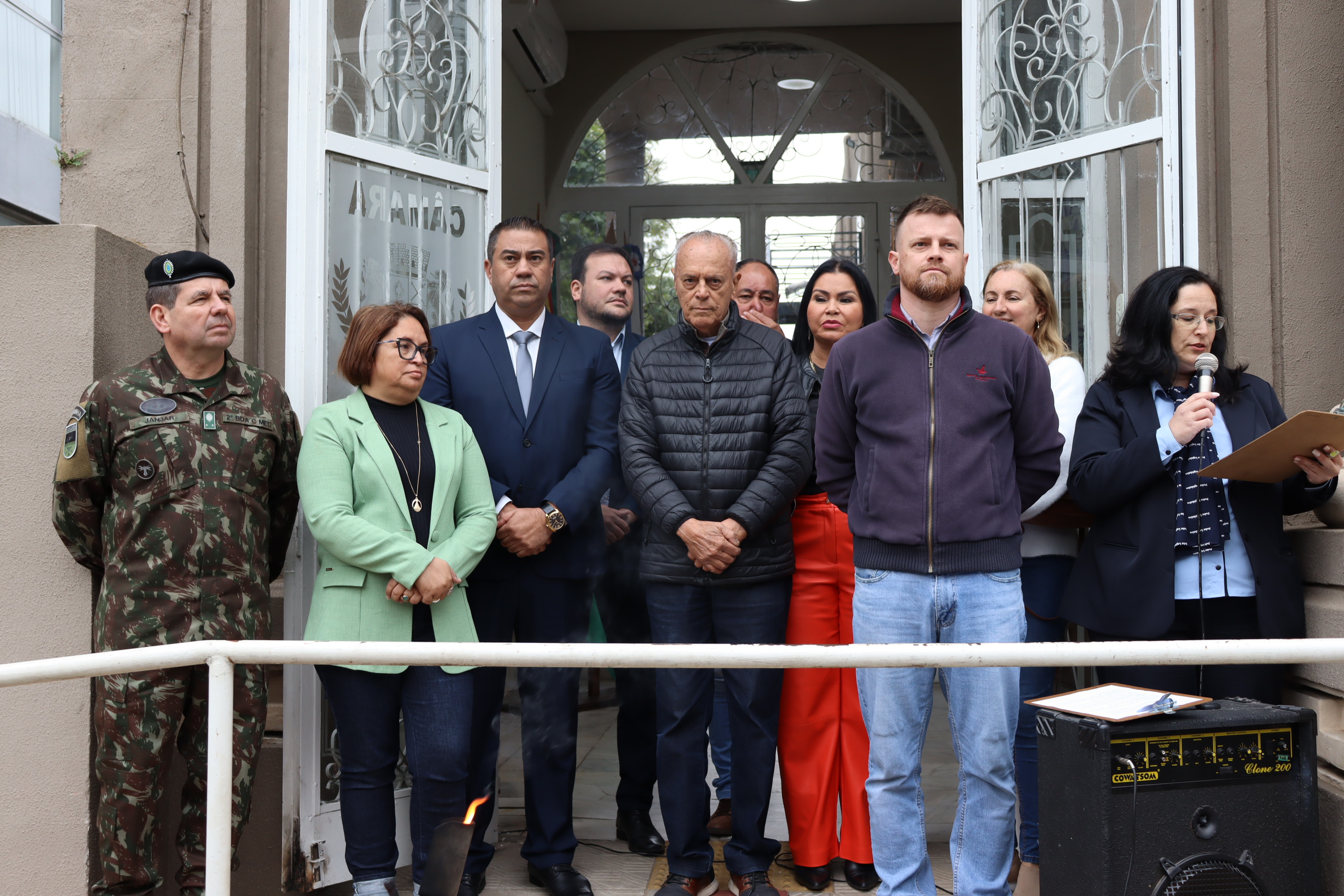 Legislativo recebe “Fogo Simbólico da Pátria”