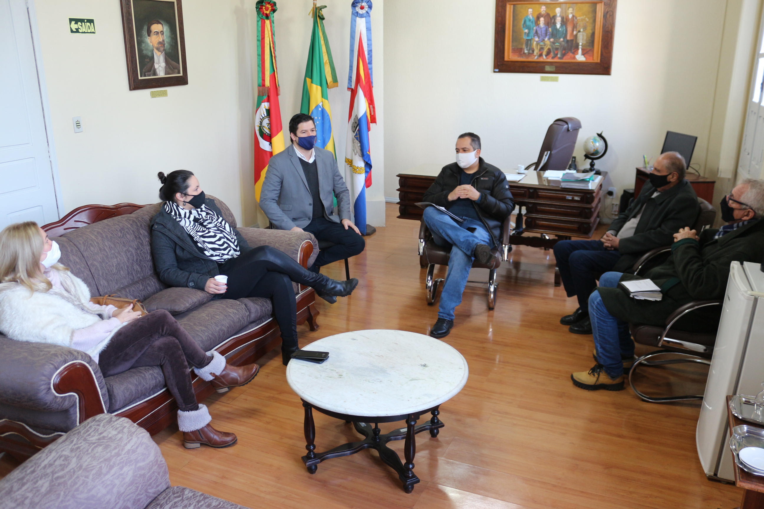 Câmara viabiliza mamógrafo e 1 milhão para Santa Casa