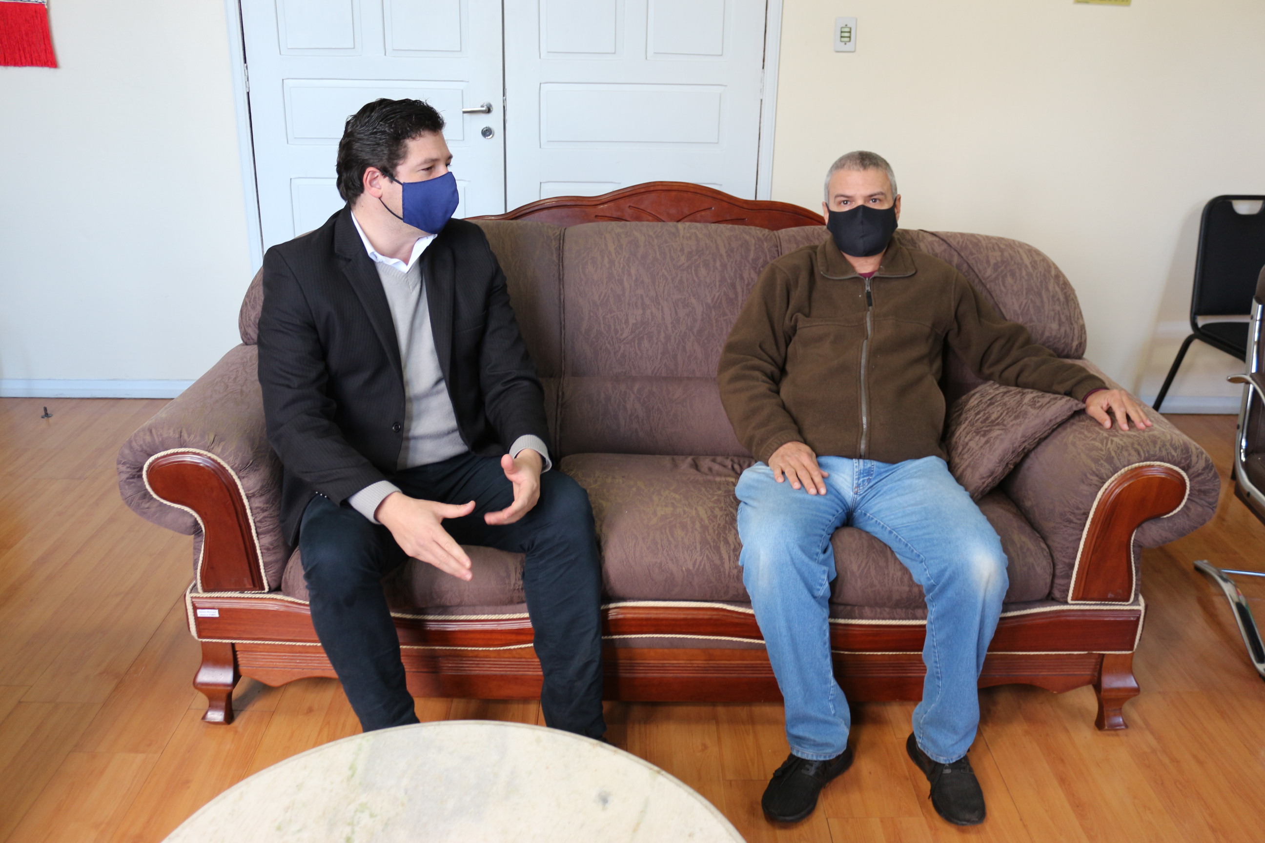 Casa Renascer é recebida na presidência 