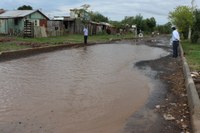 Comissão confere intrafegabilidade nos bairros em dias de chuva 