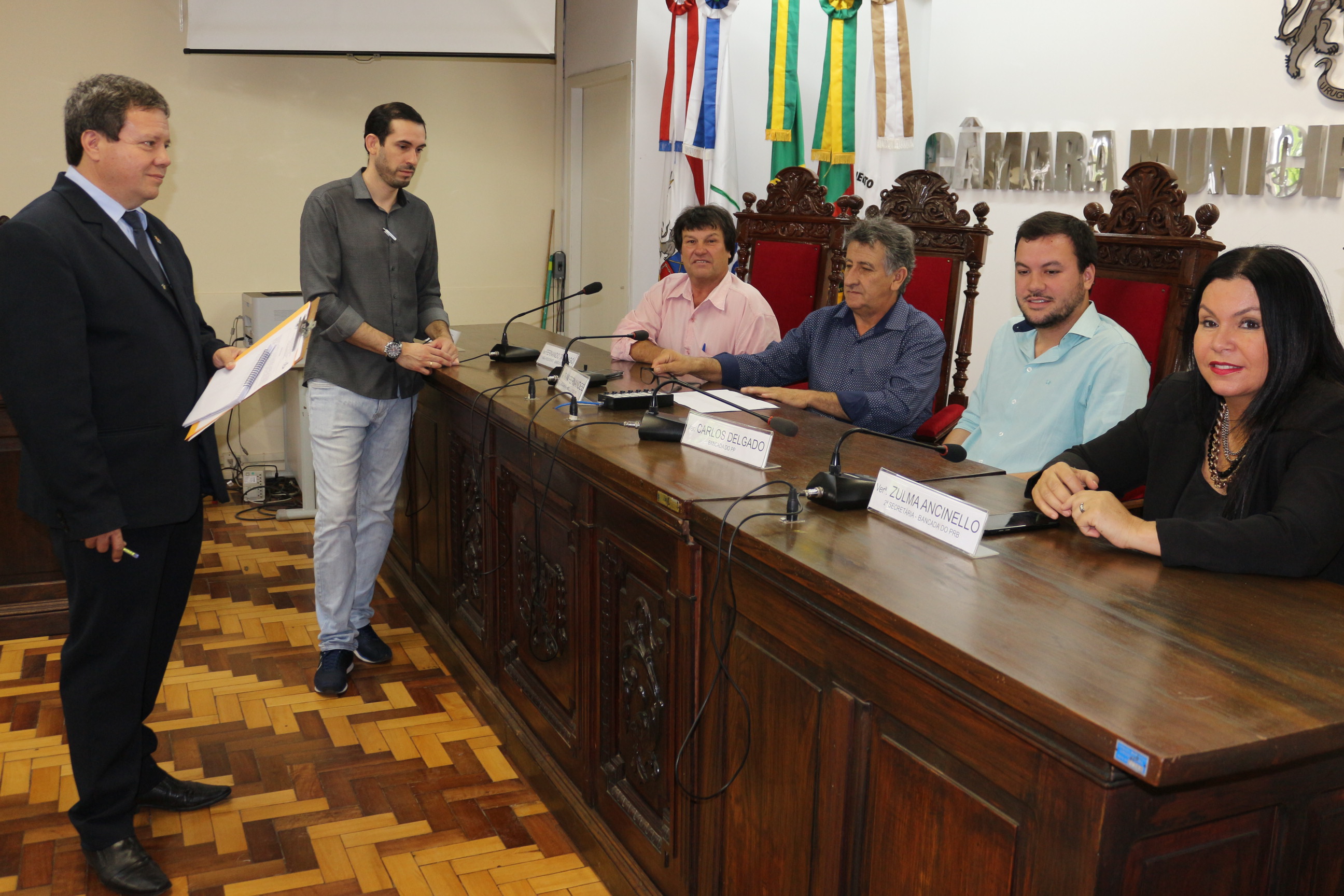 Comissão Especial analisa PLC sobre auxílio-transporte de servidores 