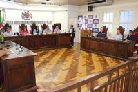 Comissão ouve AFMU, APEMU, AGMUR e conselhos da URUPREV