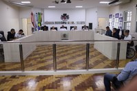 Comissão recebe informações sobre concessão de táxis