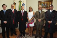 Diretoria da OAB toma posse no plenário da Casa Legislativa