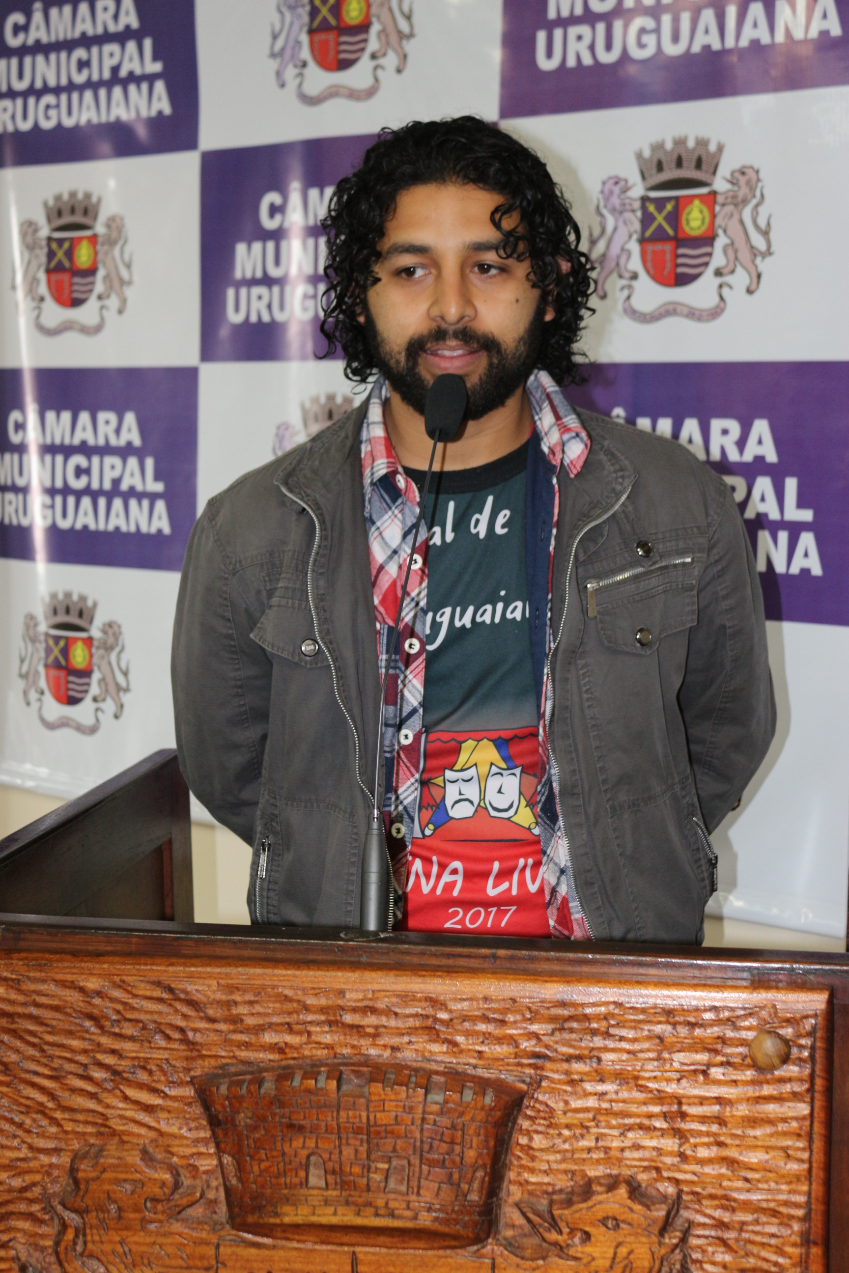 Empenho pelo fomento ao teatro e à cultura é assunto na Câmara 