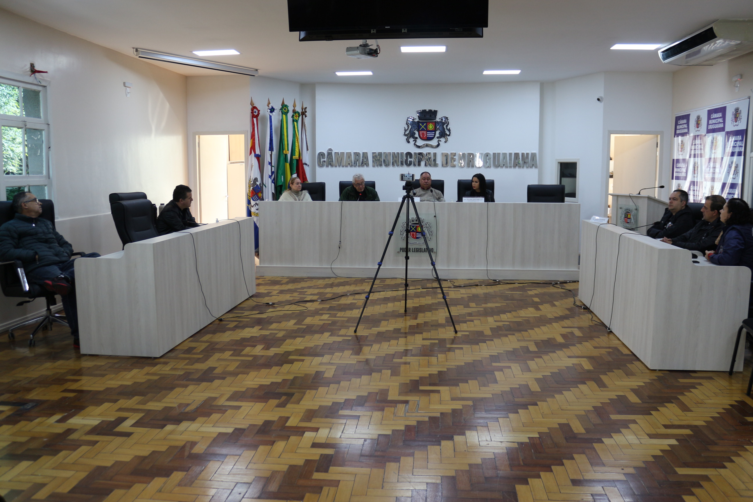 Esclarecimentos sobre vacinas aplicadas erradas são dados à Comissão 