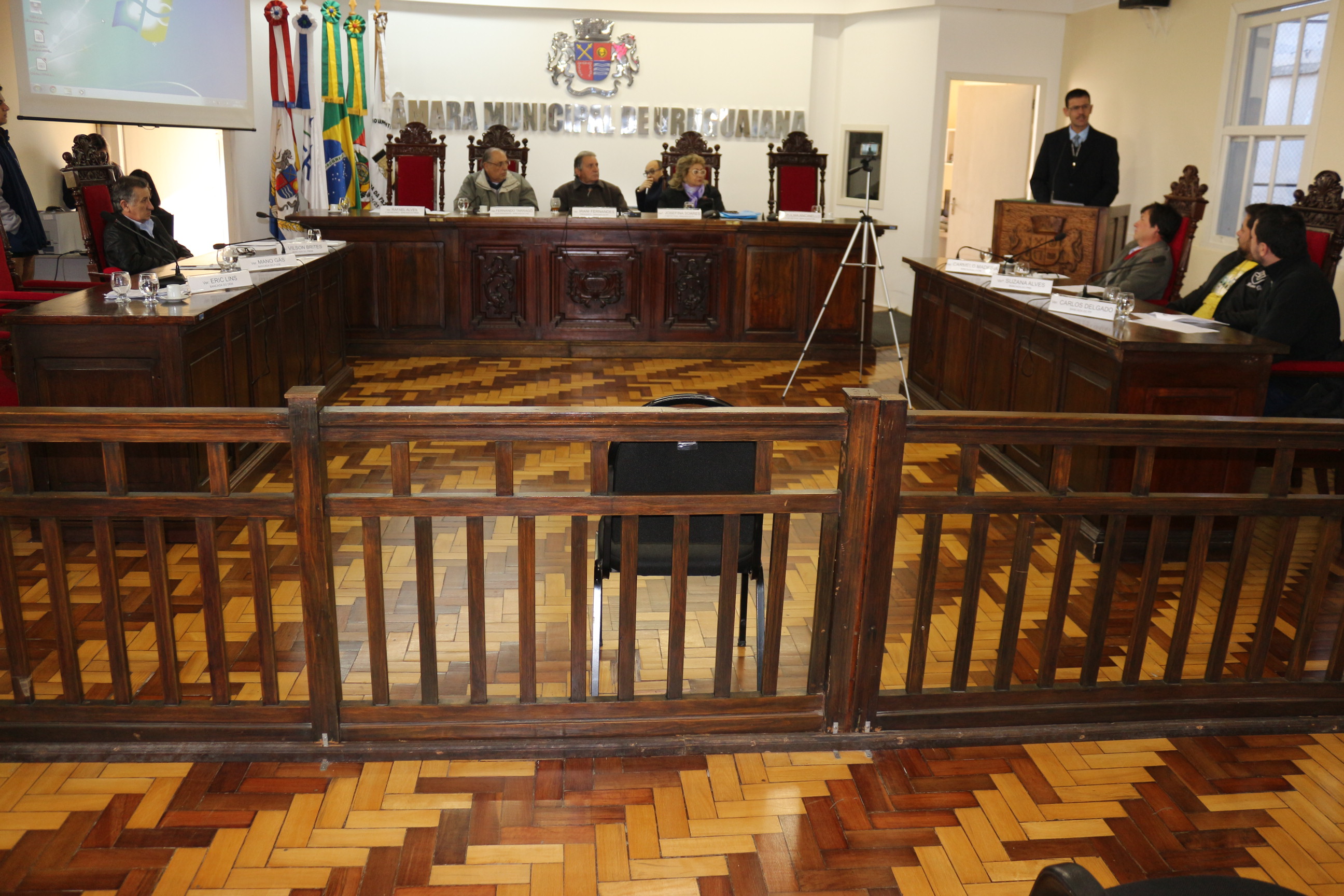 Escola do Legislativo ganha espaço na Tribuna