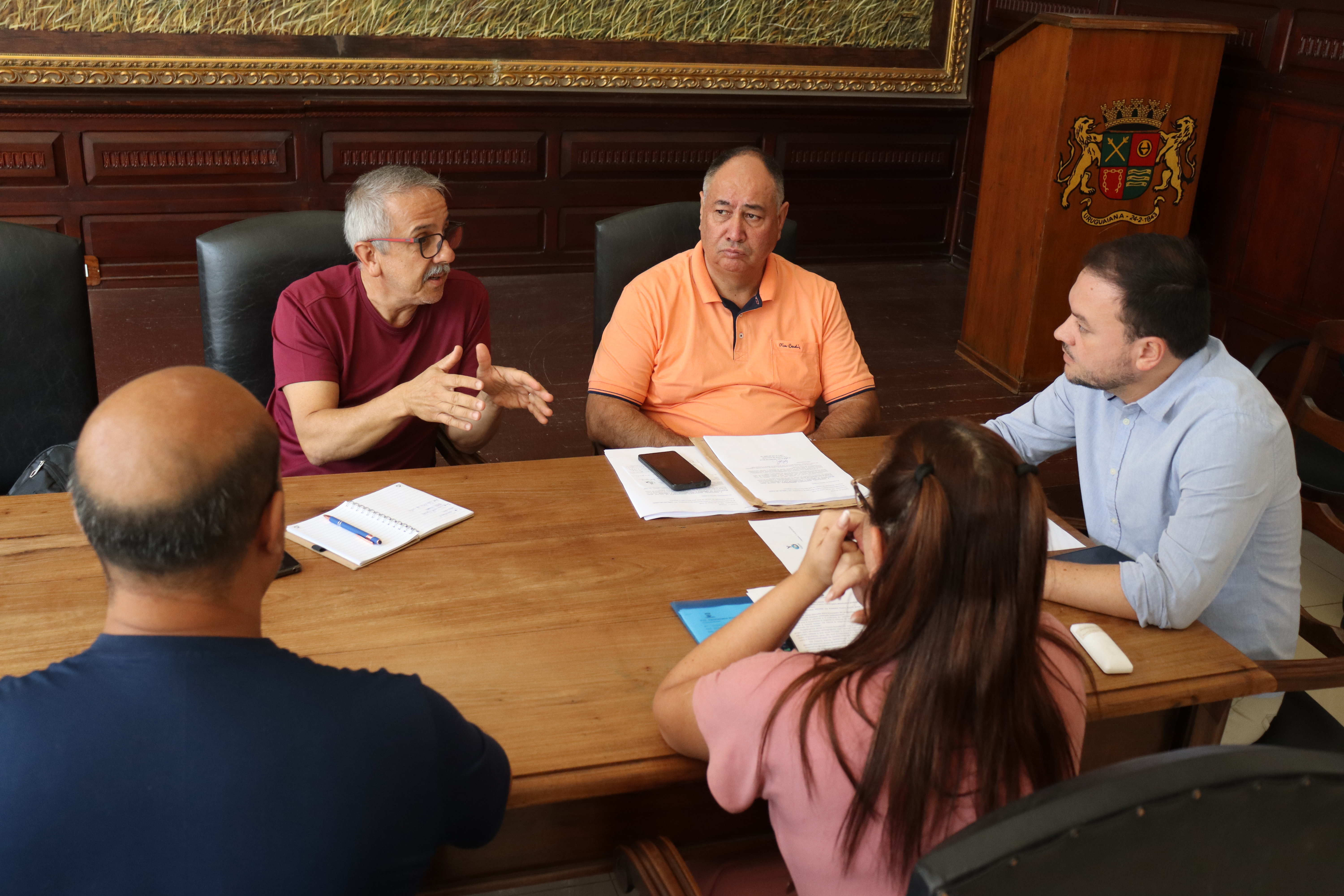 Escola Rui Barbosa apresenta demandas ao Legislativo