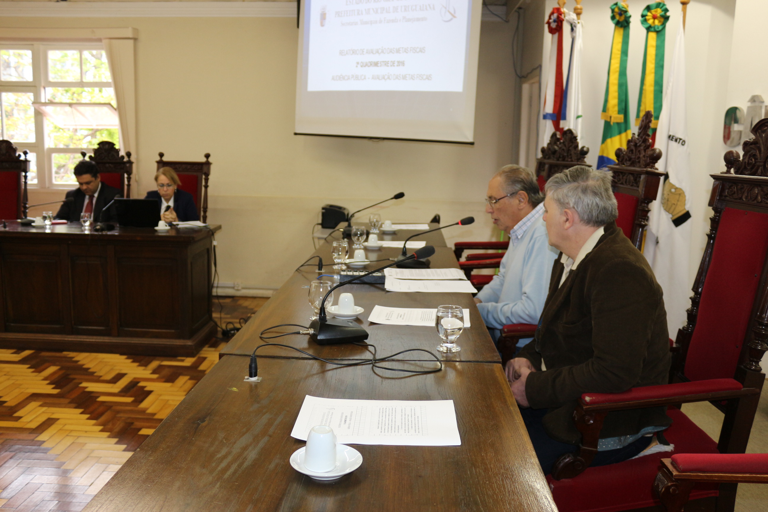 Executivo apresenta relatório sobre finança do 2º quadrimestre