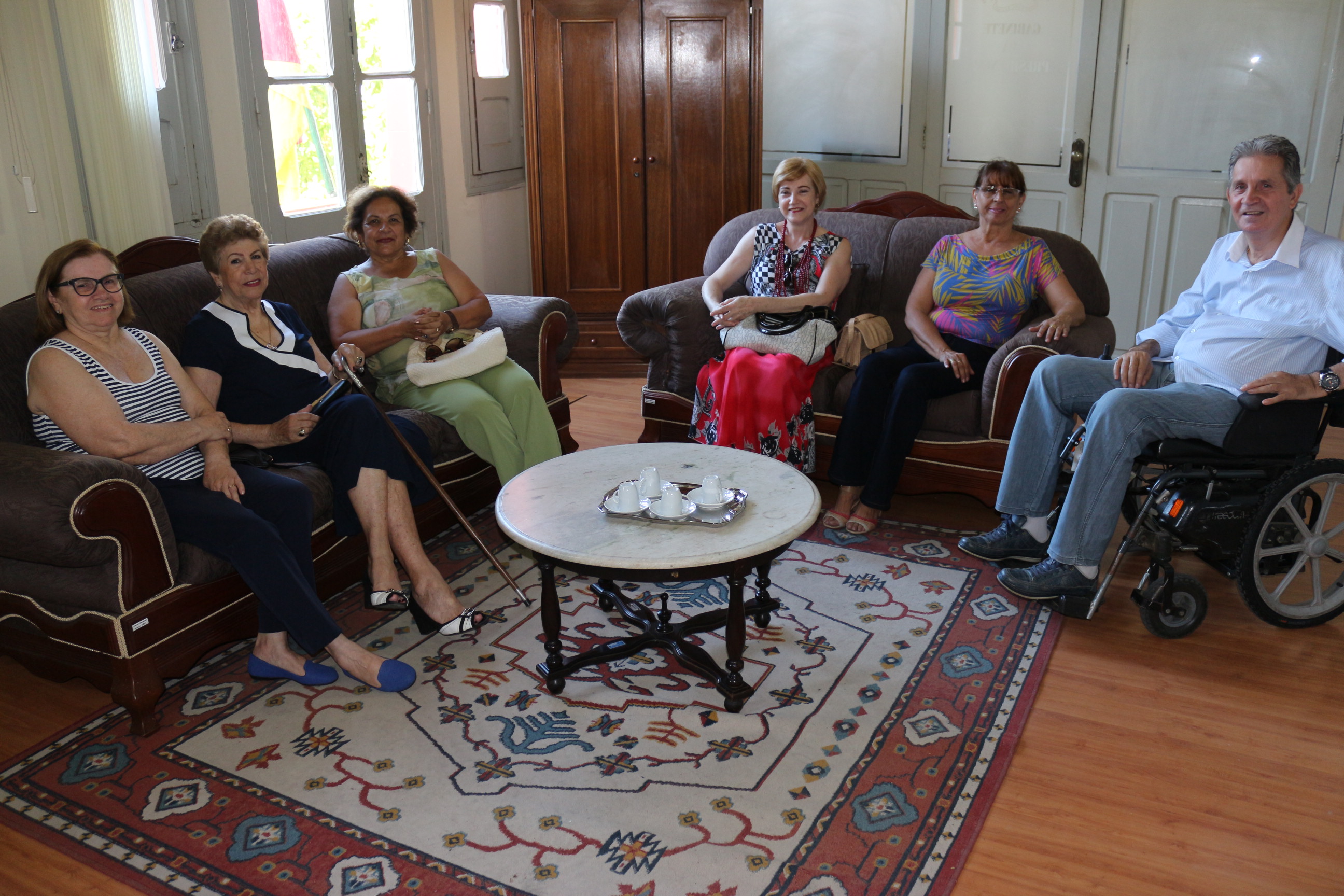 Grupo Fantásticas Mulheres visita presidente