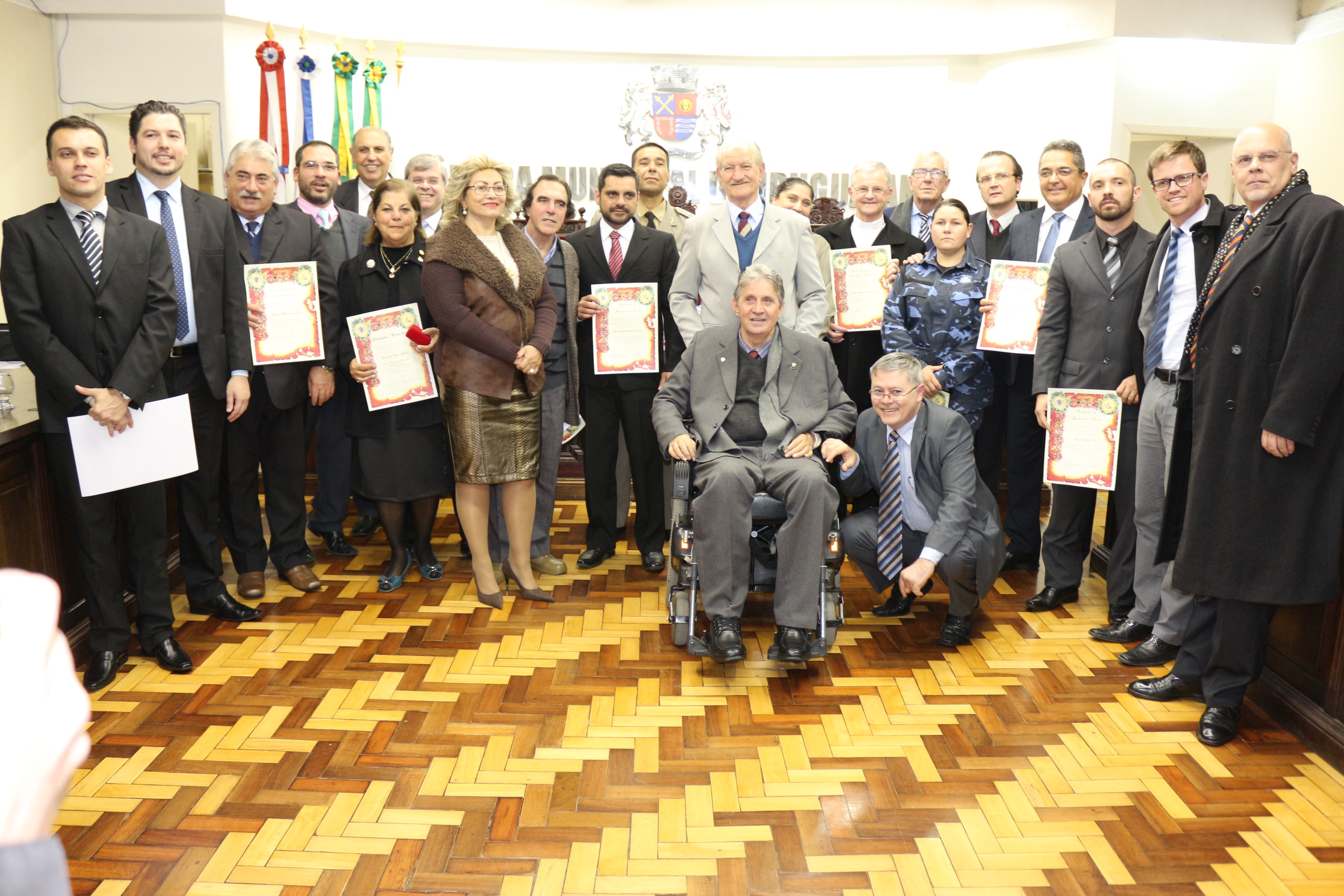 Homenagem aos 170 anos de Emancipação é realizada na Câmara Municipal