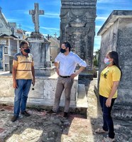 Informações sobre velório de pessoas com baixa renda são requeridas 