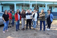 Kits para higiene bucal são entregues na Escola da Barragem