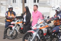 Legislativo acompanha entrega de motolâncias