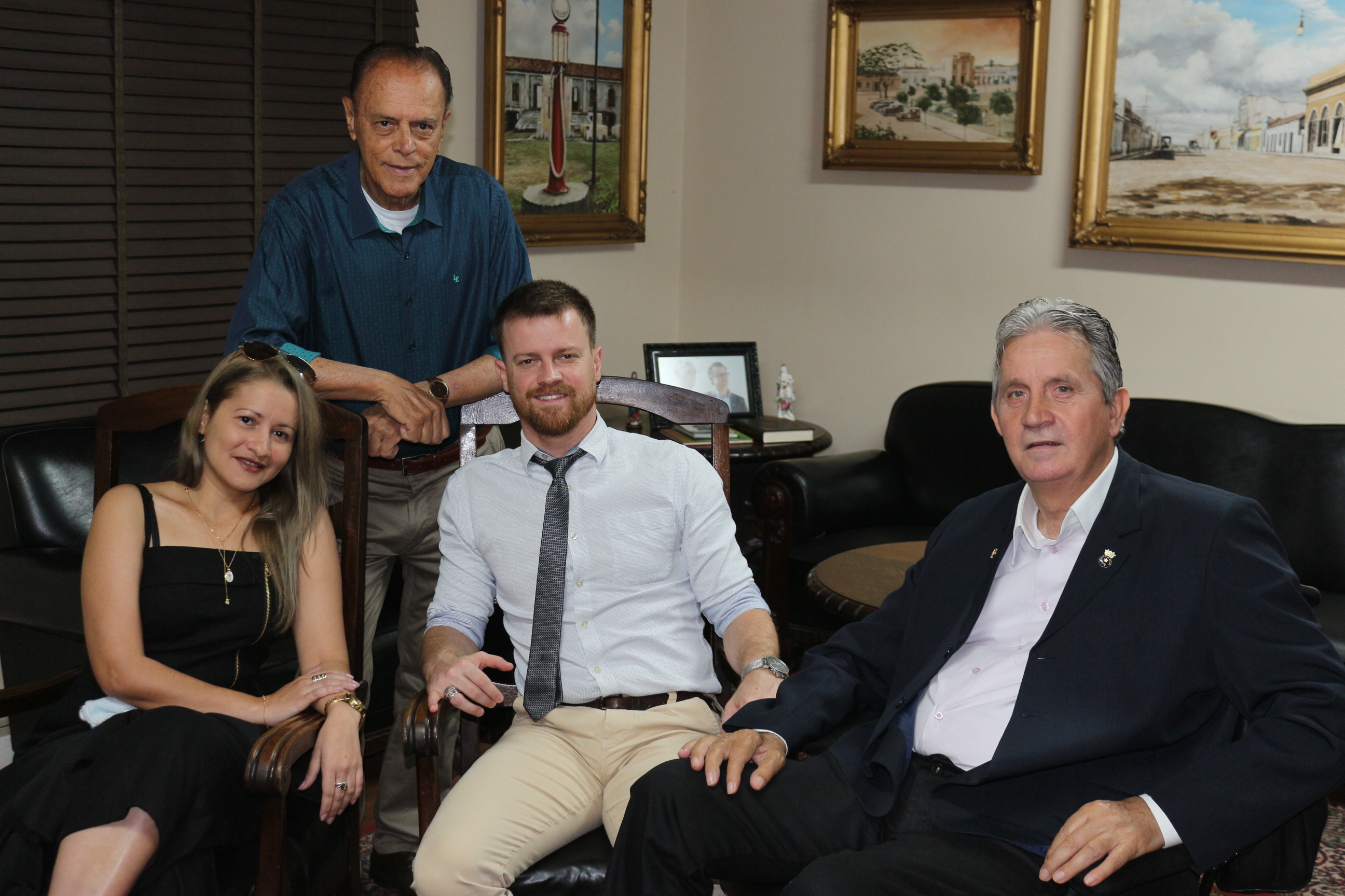 Legislativo agradece médica do Mais Médicos