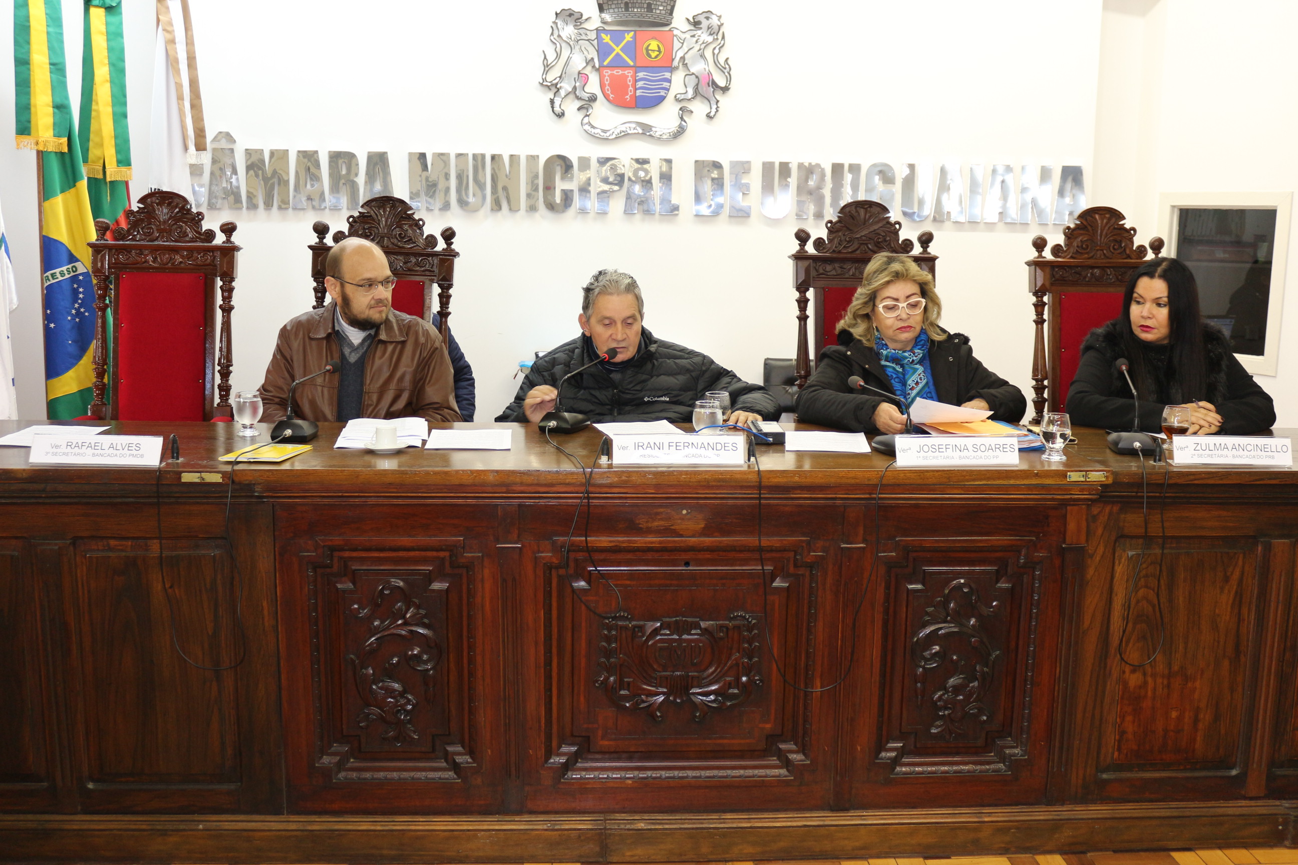 Legislativo aprova projetos de matérias orçamentárias