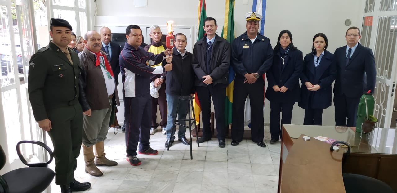 Legislativo encerra guarda do Fogo Simbólico