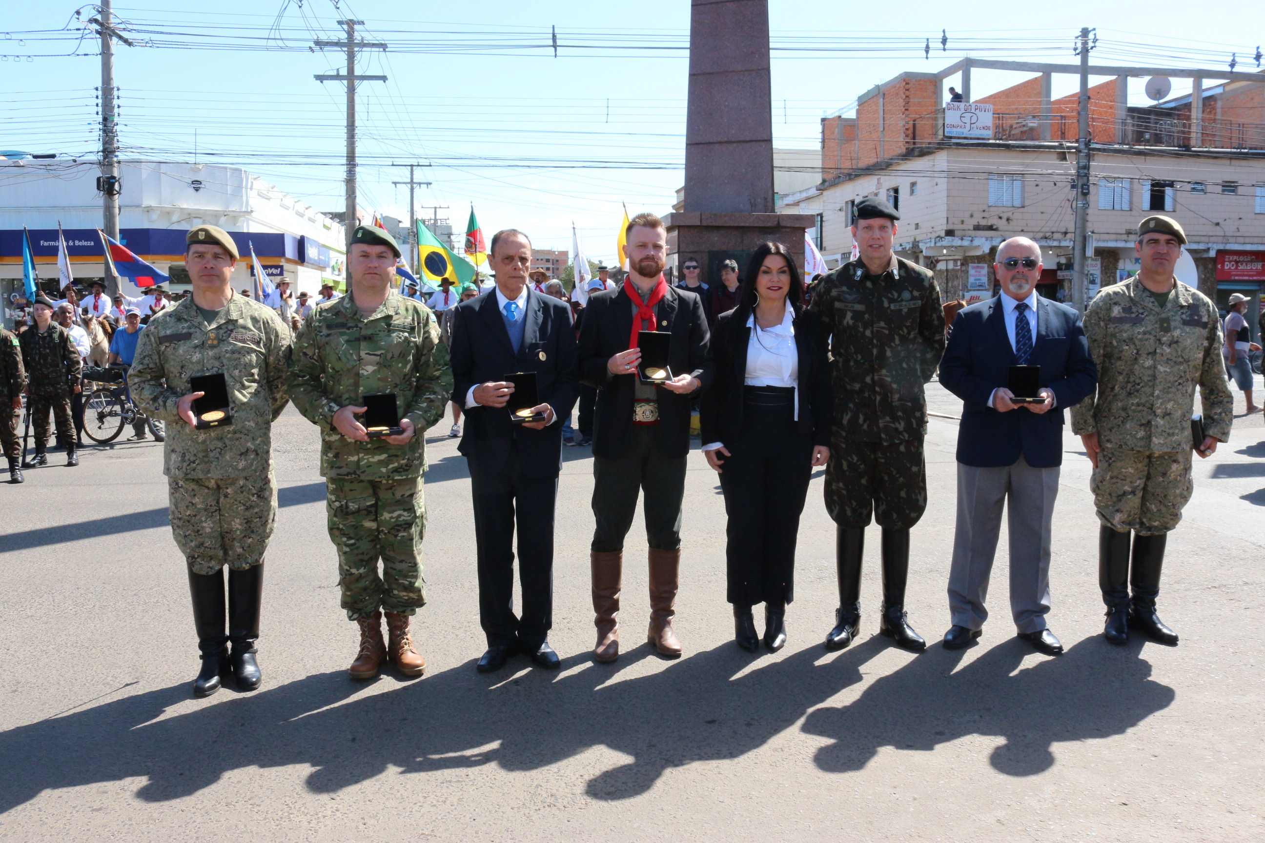 Legislativo presente na cerimônia da Retomada