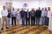 Legislativo recebe deputado estadual