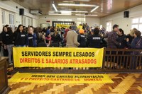 Legislativo recebe protesto do funcionalismo municipal