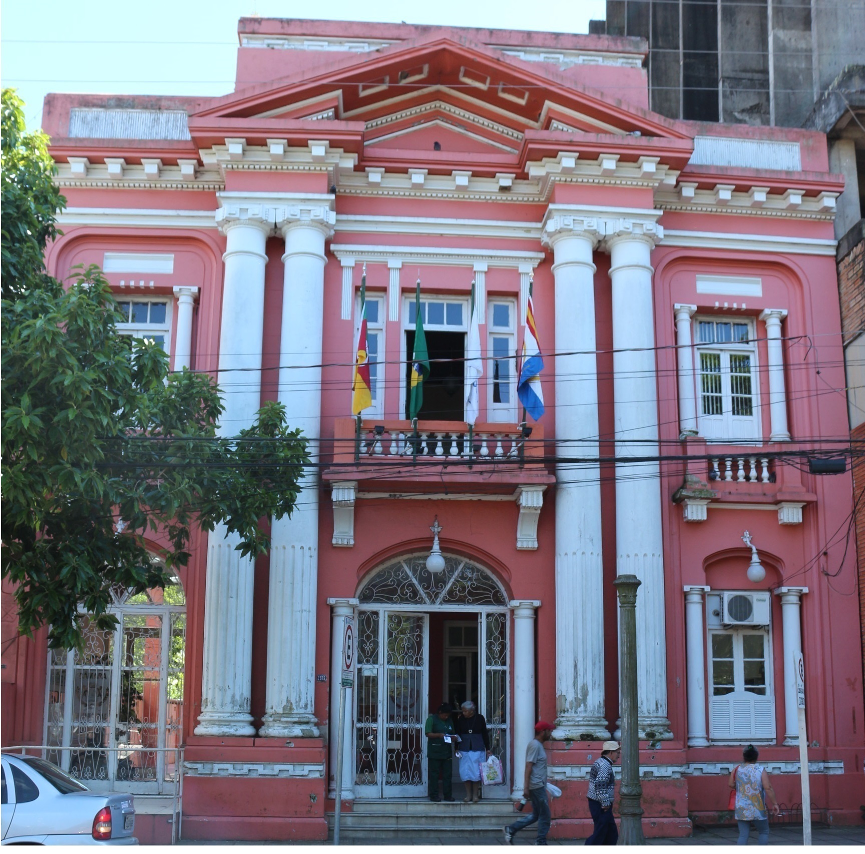 Legislativo terá duas reuniões na sexta-feira