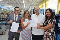 Mais valores do “Troco Solidário” são repassados à Santa Casa