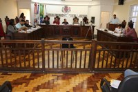 Manutenção de serviços dos agentes de endemias e comunitários é tratada