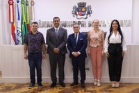 Mesa Diretora 2024 toma posse em solenidade