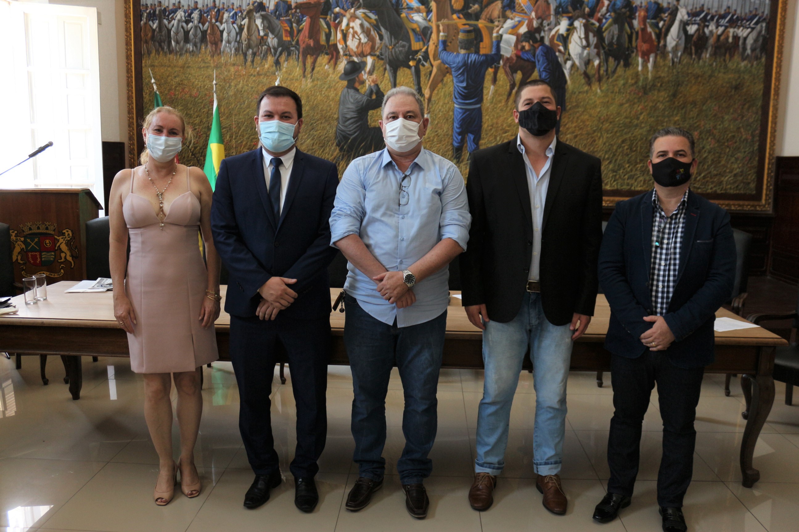 Nova Mesa Diretora assume em solenidade 