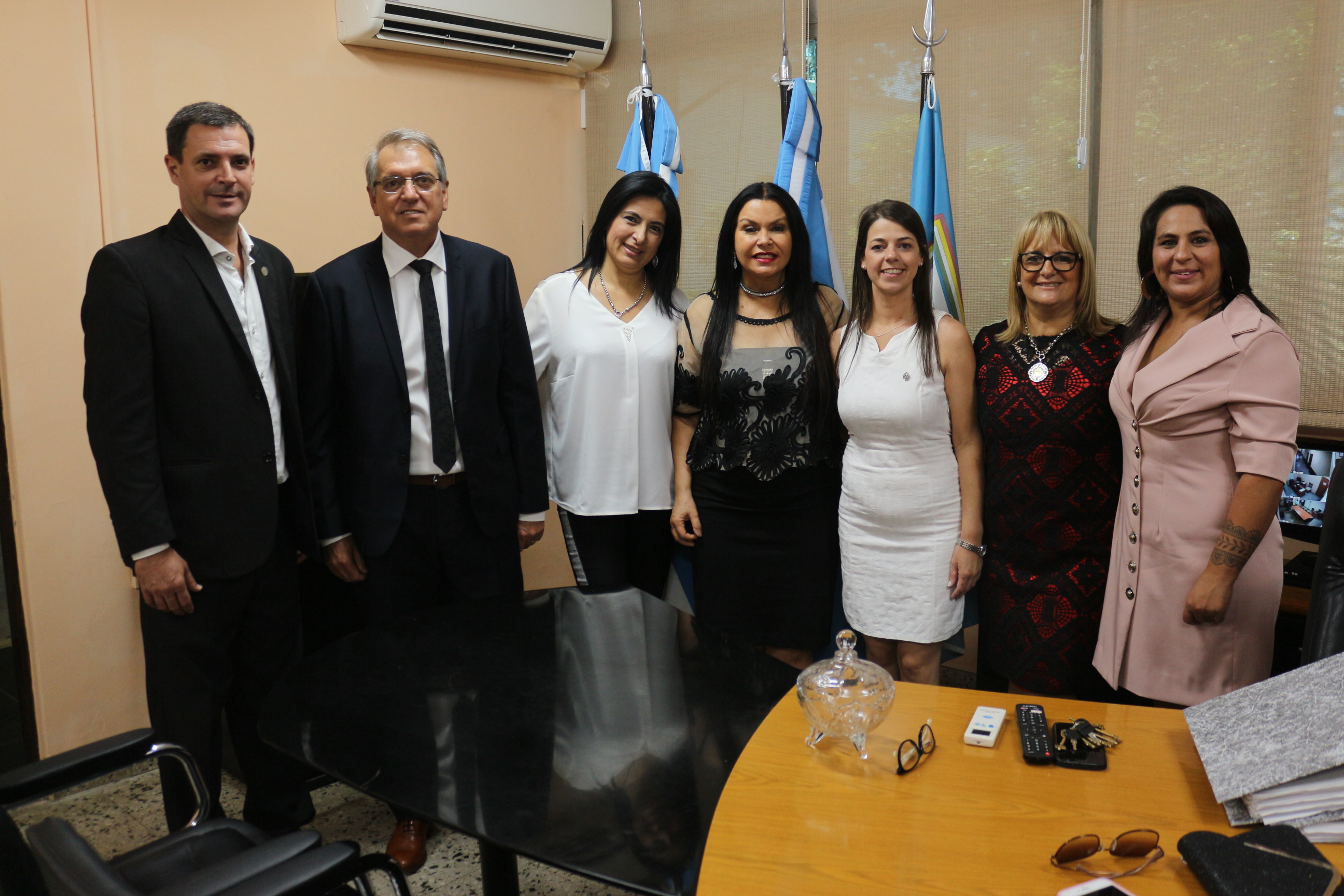 Parlamentares de Libres tomam posse 