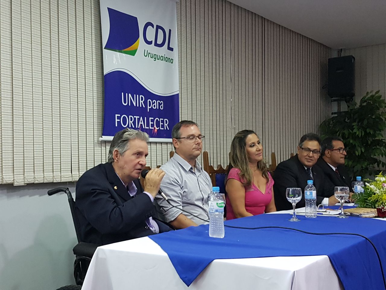 Parlamento prestigia posse da gestão 2018 da CDL