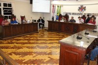 Planejamento orçamentário para 2017 é debatido na Câmara