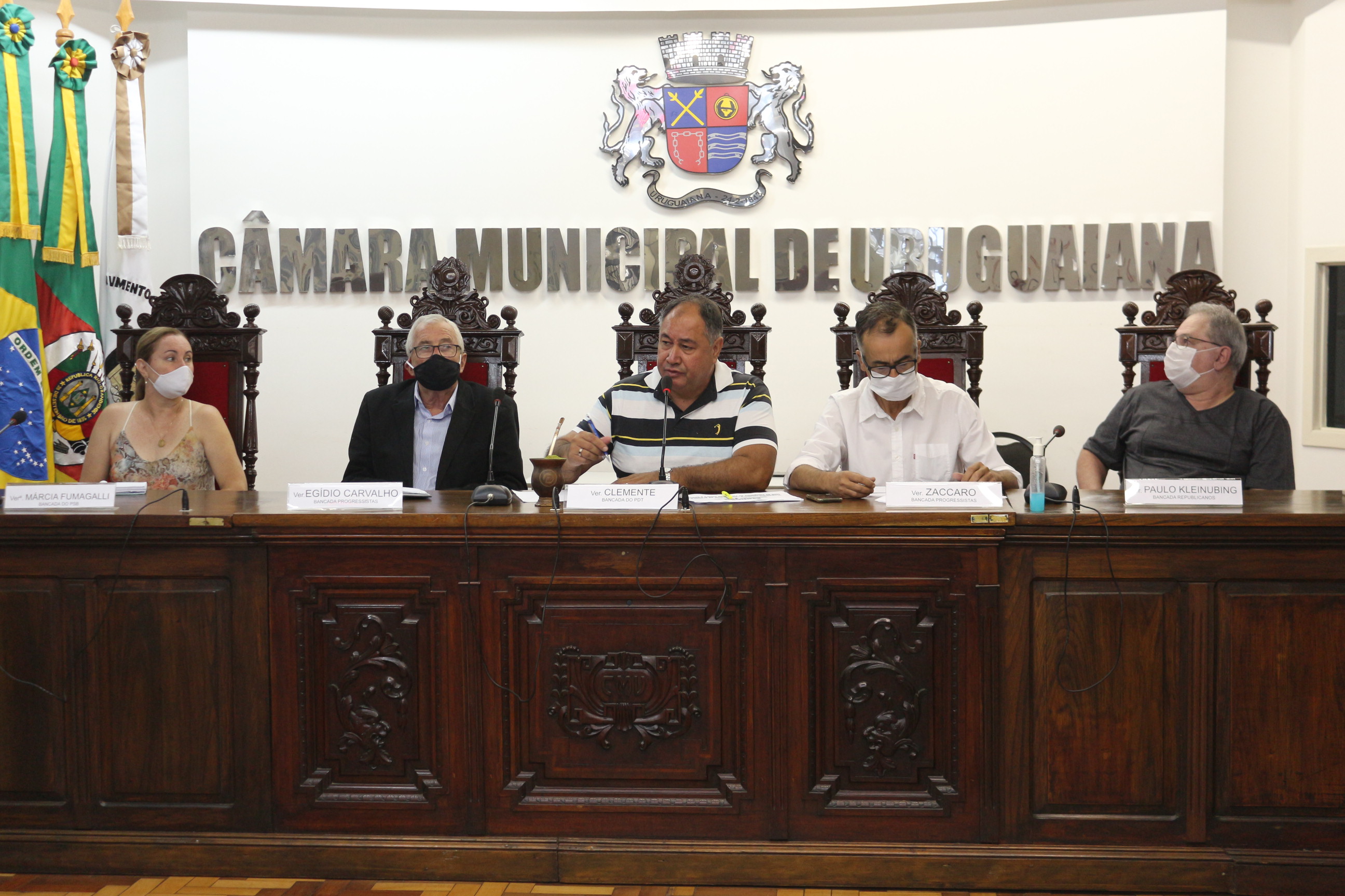 Plano de vacinação é esclarecido na Câmara