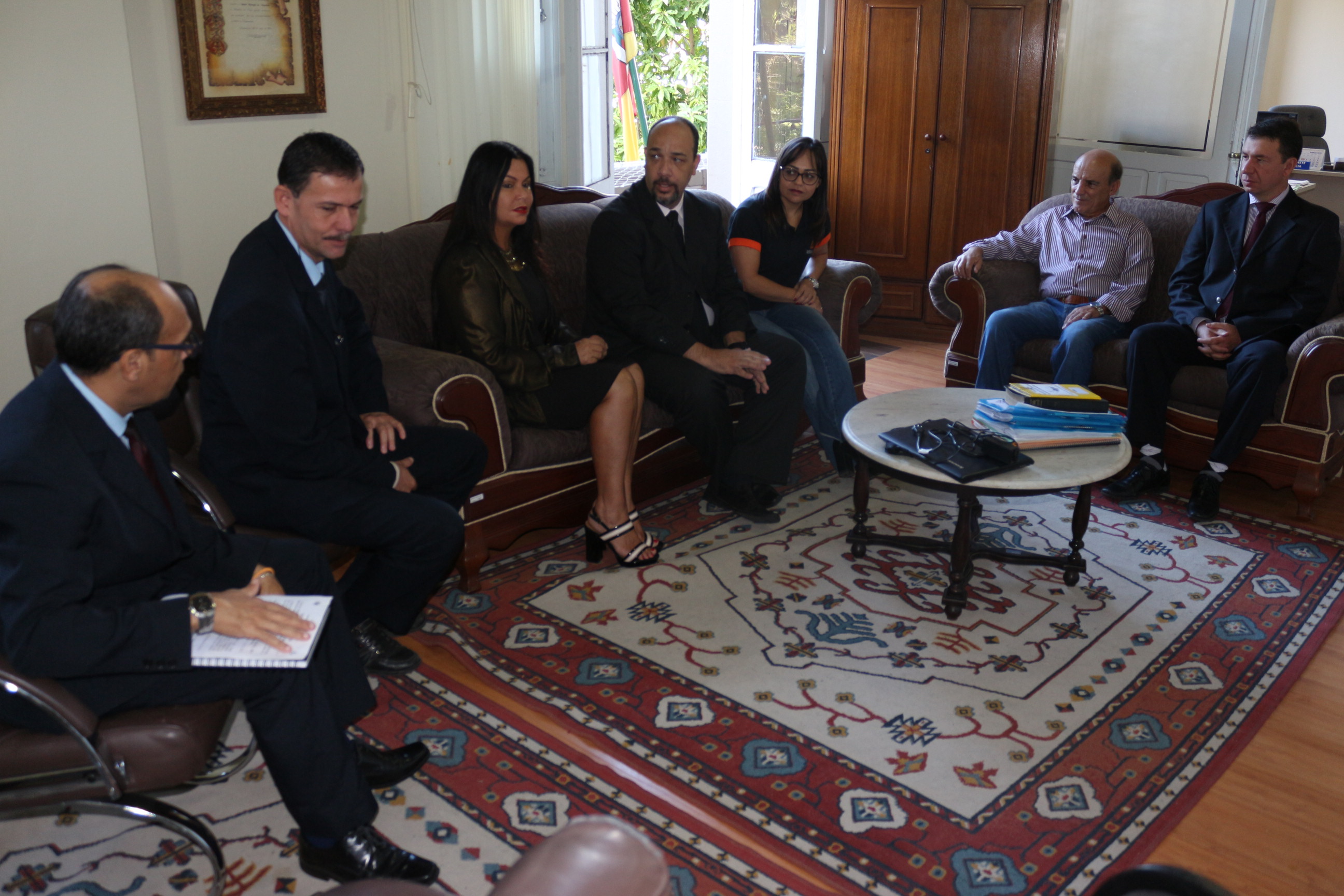 Presidente recebe gestores de curso de Direito em Uruguaiana