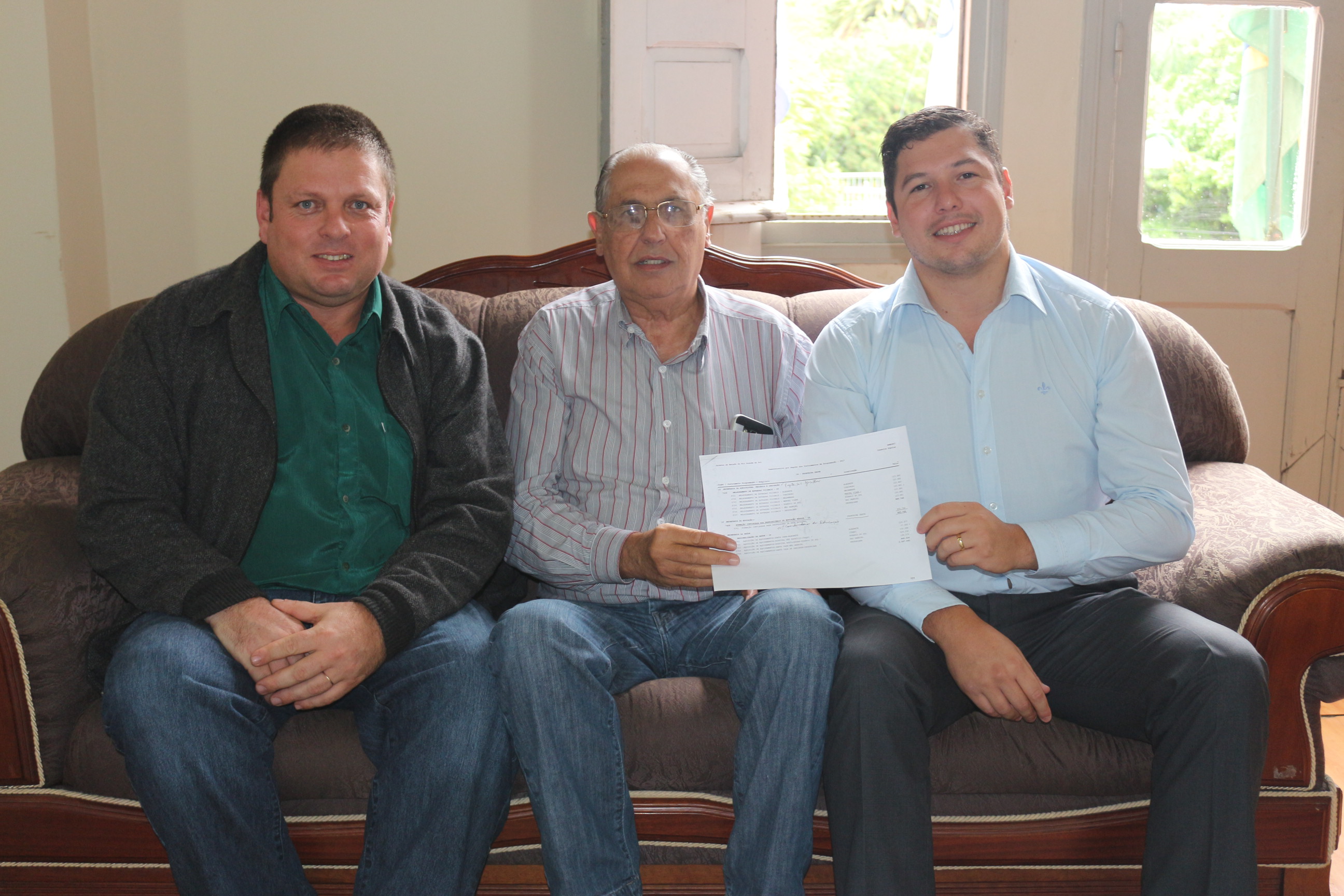 Presidente recebe informações sobre repasse de recursos estaduais para Uruguaiana