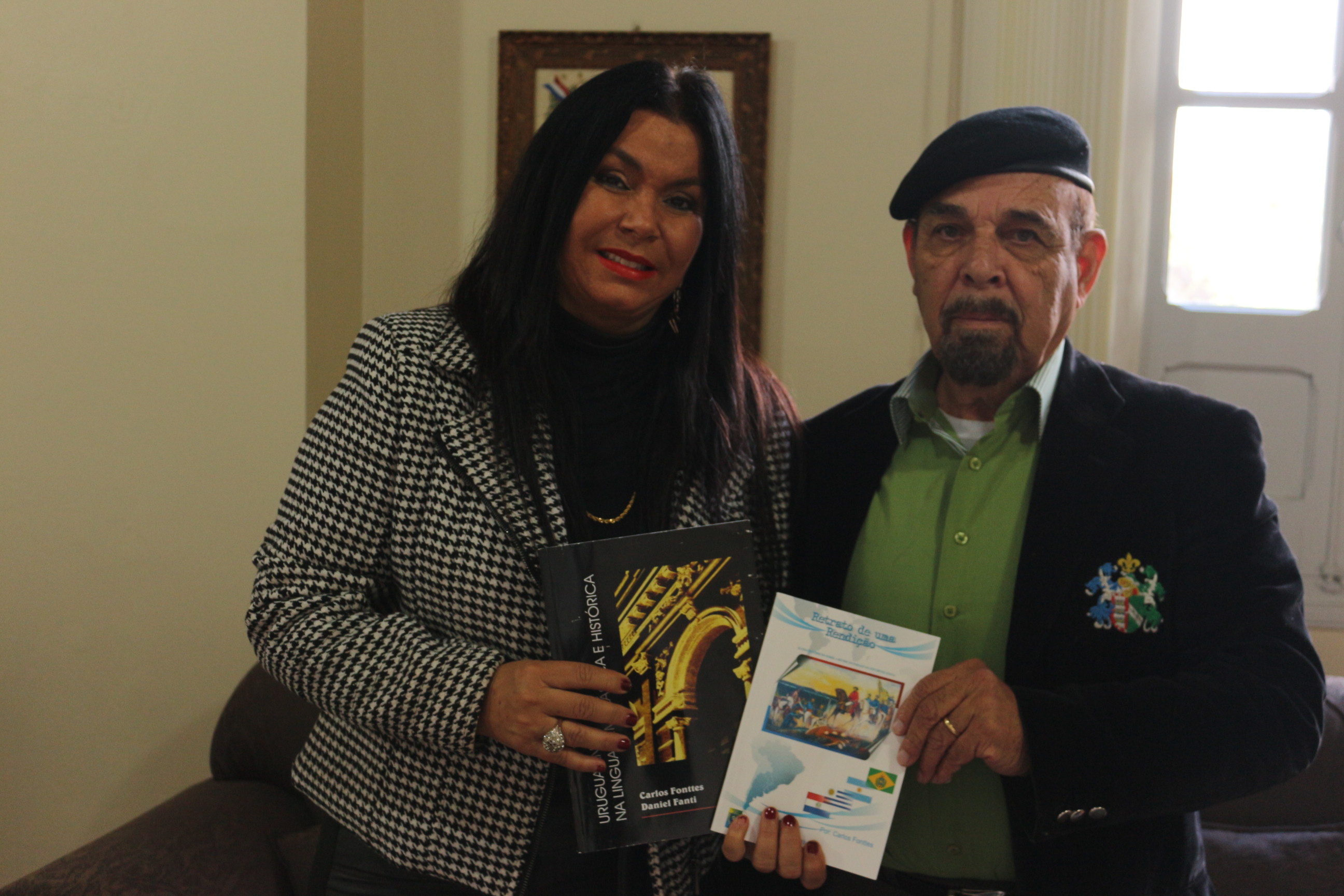 Presidente recebe visita de Historiador Militar