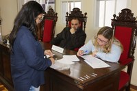 Realizado sorteio público para classificação de estagiários