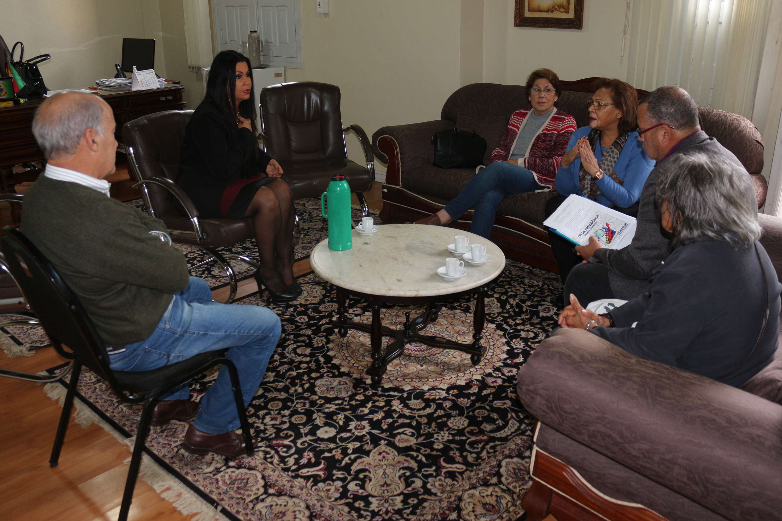 Reforma da previdência é tratada no Parlamento