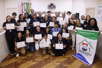 Servidores concluem VI Curso de Libras