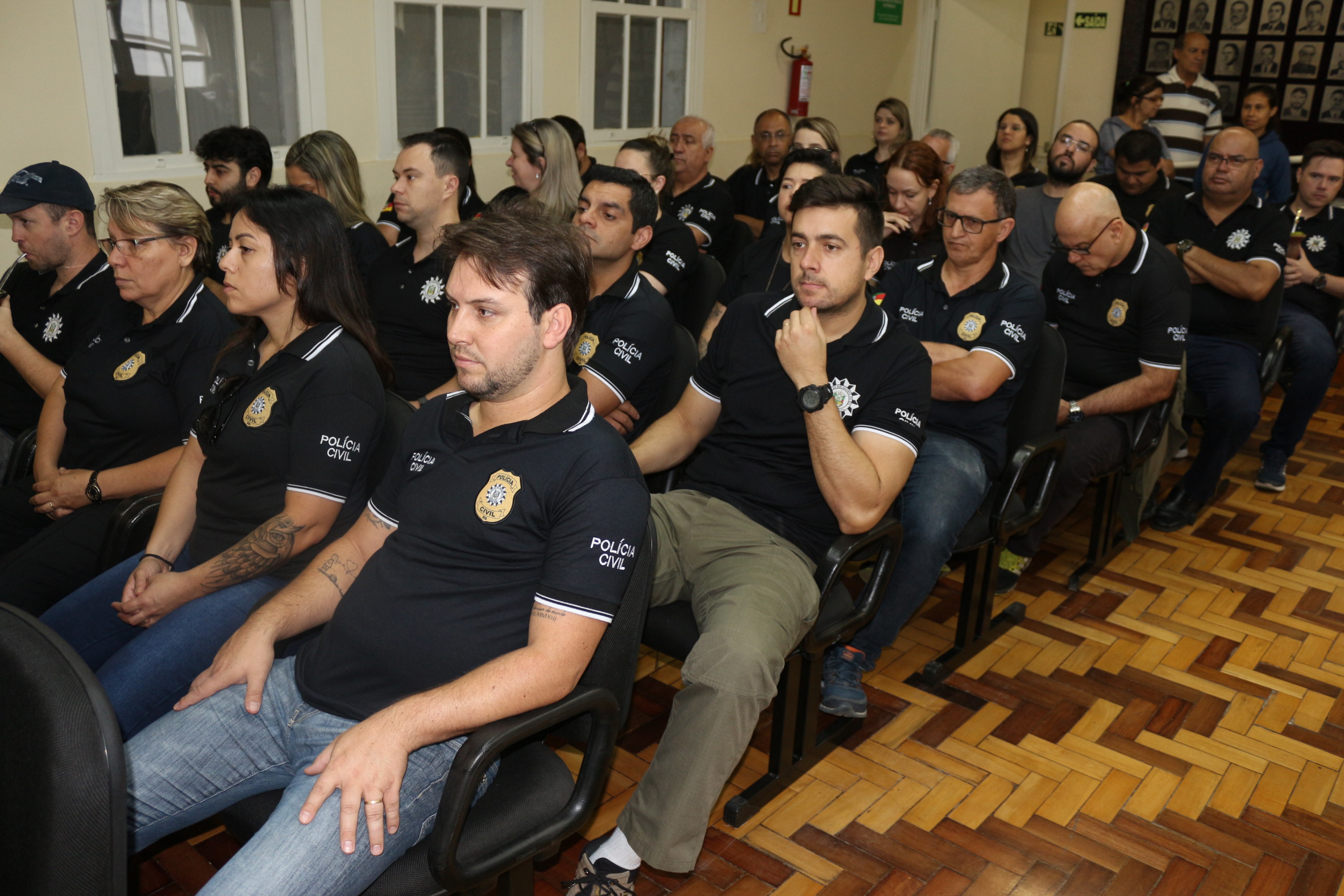 Servidores falam contra a reforma no plano de carreira